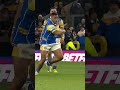 You don't see a prop step like that often 👀