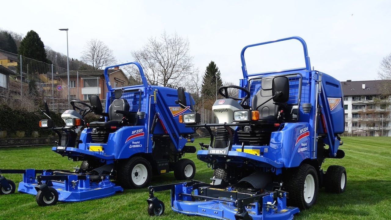 Iseki mit zwei neuen Grossflächen-Mähern