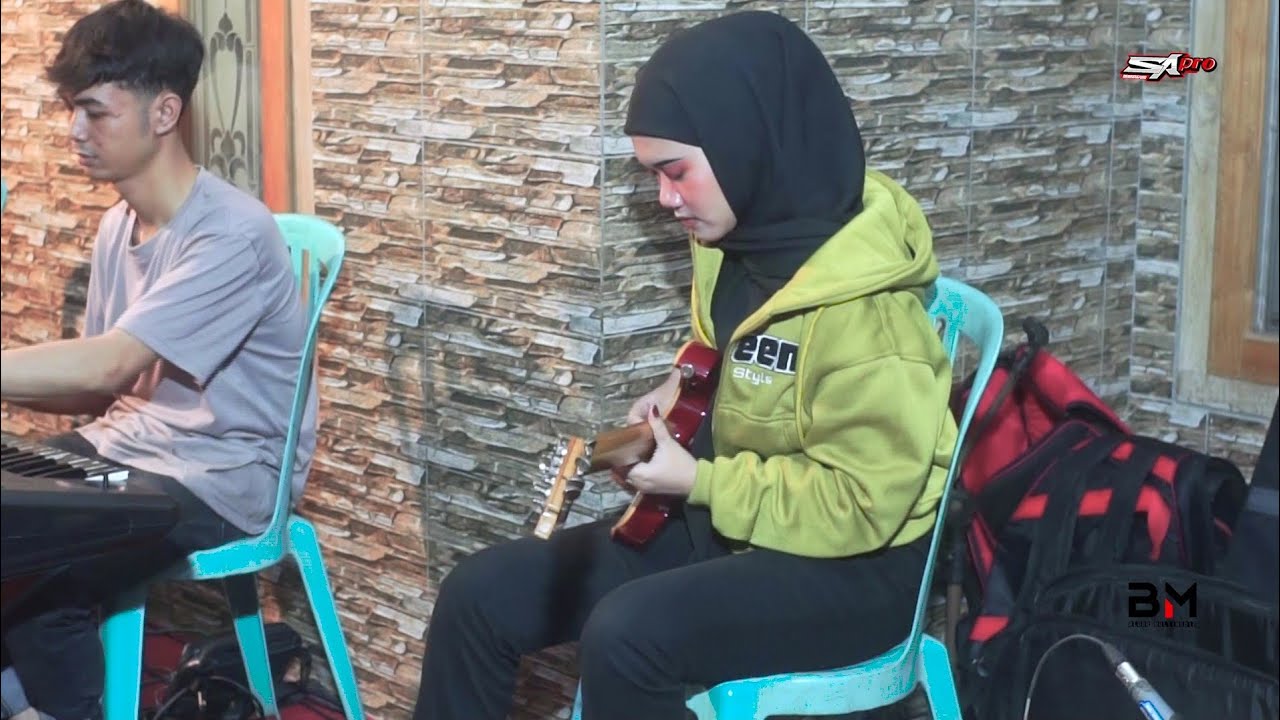 Cek sound cinta segitiga Viral Tik Tok  SA  production Destiana melodi