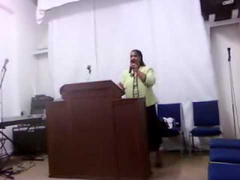 Evangelist Stephanie Jackson Preaching The True Wo...