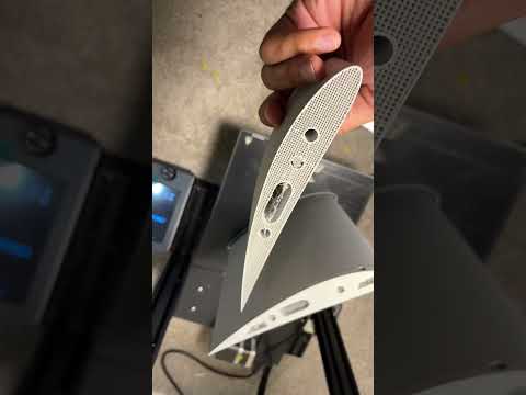 طباعة ثلاثية لجزء من جناح طيارة بإستخدام  