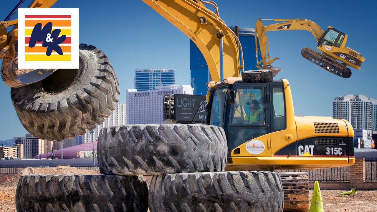 Crazy Kids found Heavy Equipment Playground and Drive Huge Excavator