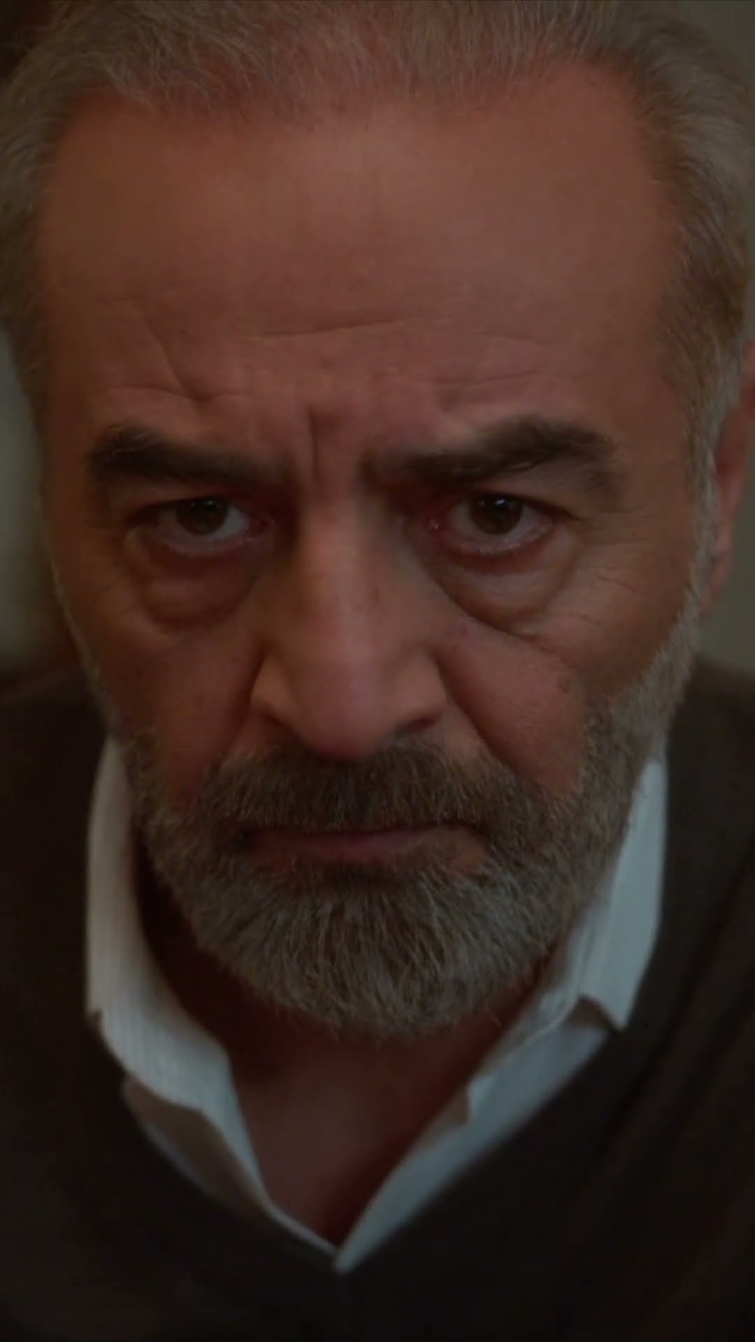 Kaçtığın şey, er ya da geç bulur seni! #İnciTaneleri #Shorts
