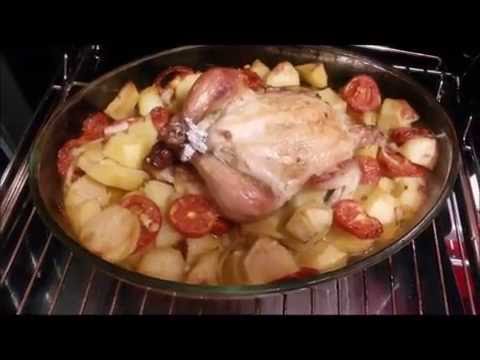 Видео рецепт Курица целиком в духовке с овощами