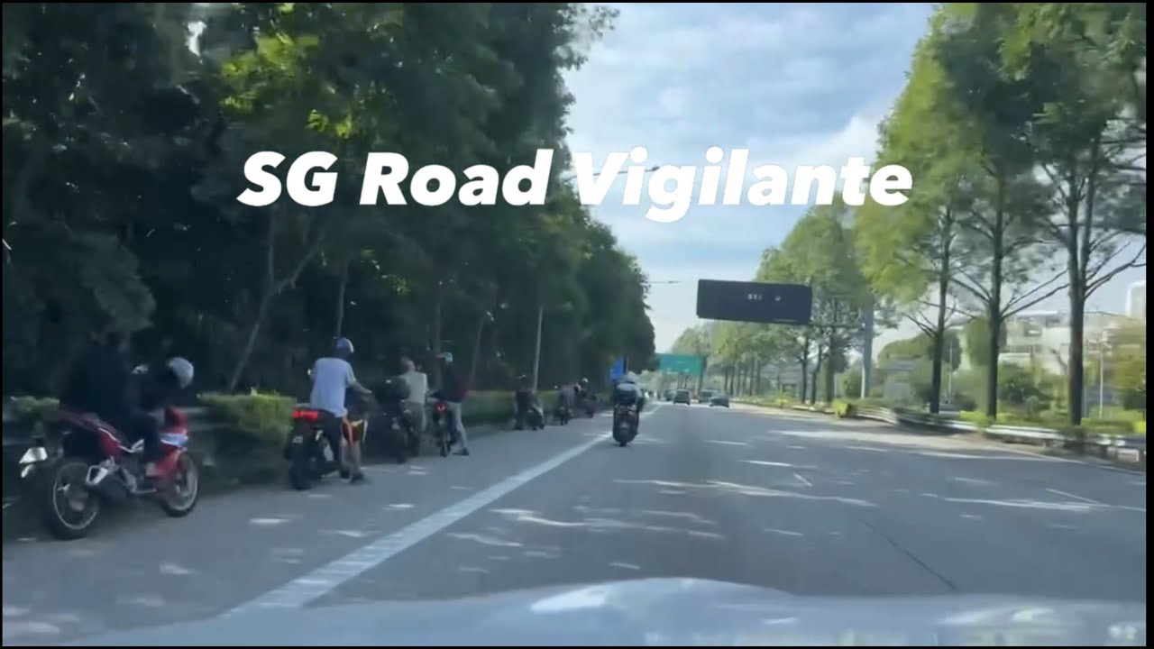 22oct2023 bke malaysian motorcyclists stopping illegally & littering  at the road shoulder
