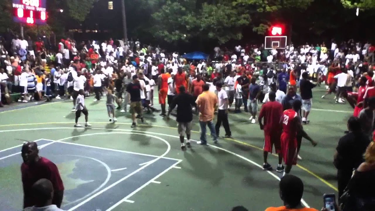 KEVIN DURANT SCORES 66 POINTS AT RUCKER PARK 4TH 3 POINTER IN A ROW ...