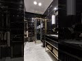 حمامات باللون الاسود