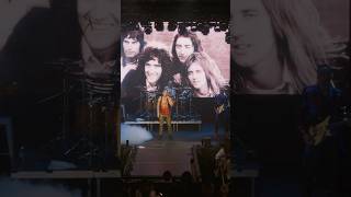 Queen – These Are the Days of Our Lives ❤️ Live by One Vision 🎤 #Queen #LiveMusic #Shorts