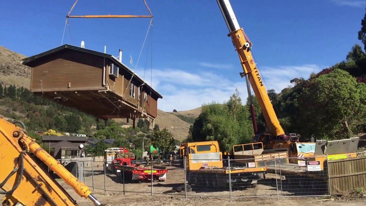 new zealand currency House relocation Sumner, April 2016