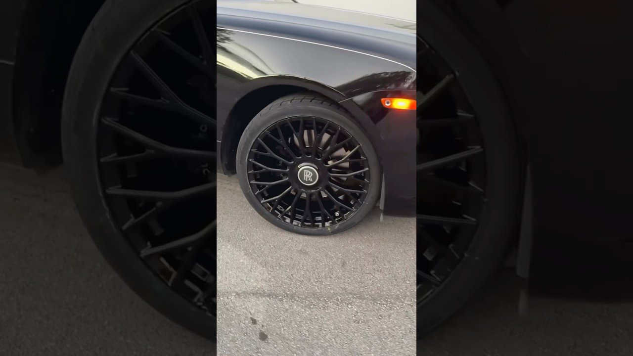 Rolls Royce Dawn on a set of 22 inch Dolce Roma’s 💎  