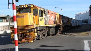 620 coming into Napier New Zealand D4605 DF7158