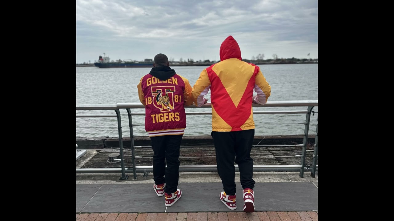 TU TU "G" -Your Gonna Love Me Murda MixTape Vol.1