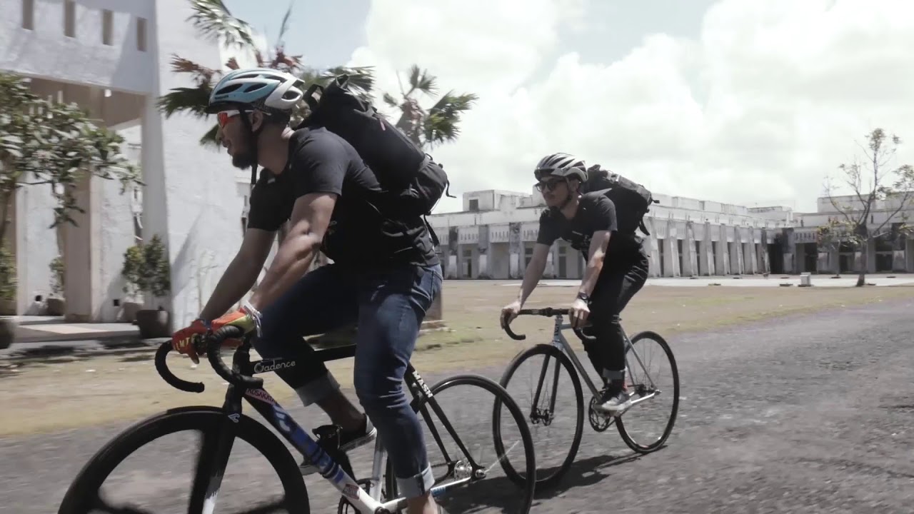 Bodypack | Spoke - Cycling gear - YouTube