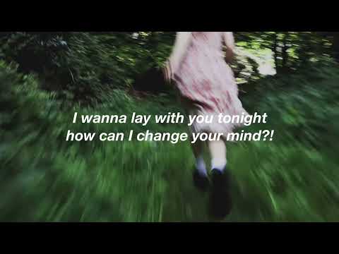 Junior Mesa - the cops are coming//Lyrics 