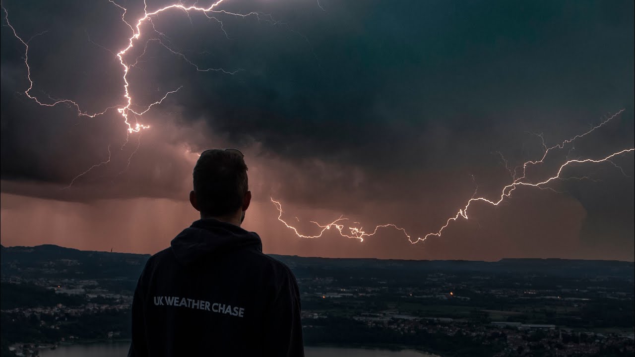 WE ARE READY FOR 2024 STORM CHASE SEASON, ARE YOU?