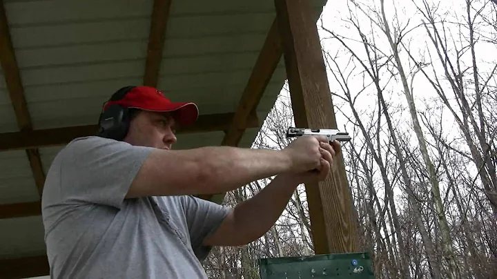 Smith and Wesson SW S&W 5906 9mm compact