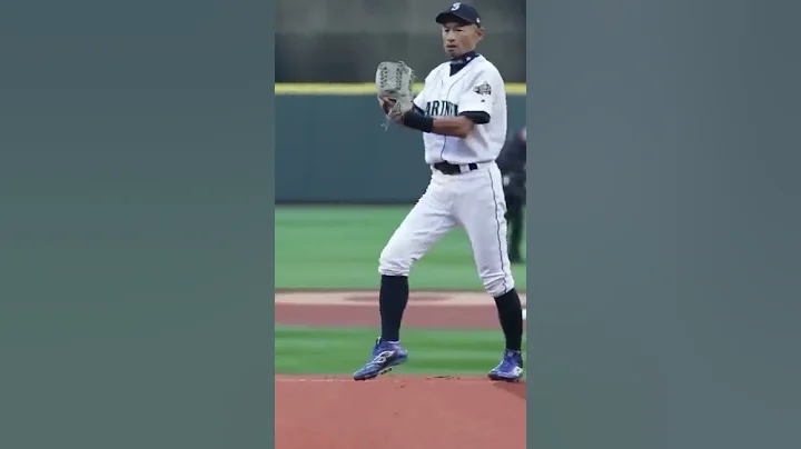 48-year-old Ichiro Suzuki throws 94 mph first pitc...