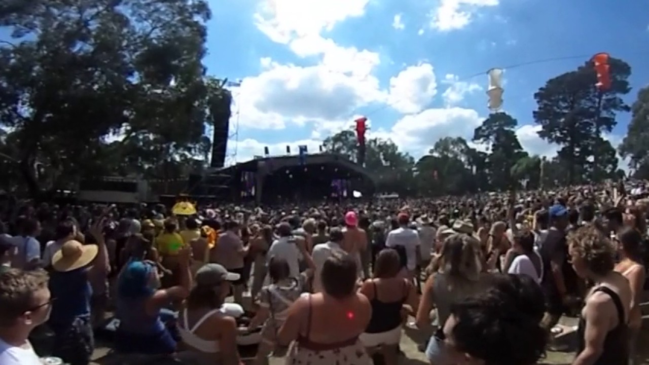 Golden Plains 2017 - Confidence Man - Boyfriend (Repeat) 360