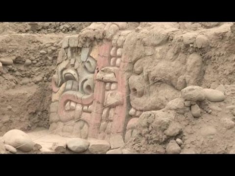 Vídeo: Yurak-Rumi é Um Artefato Antigo Incomum Do Peru - Visão Alternativa