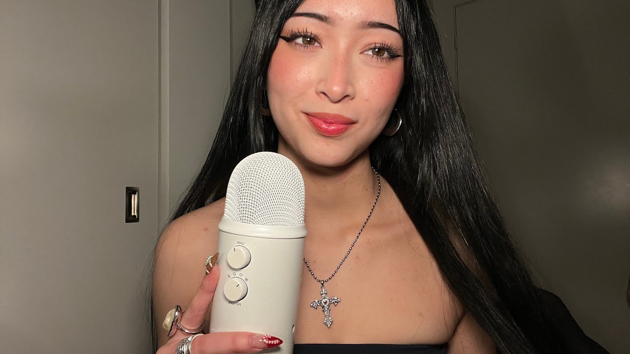 ASMR Close Whispers + Mini Haul 🧸🎱