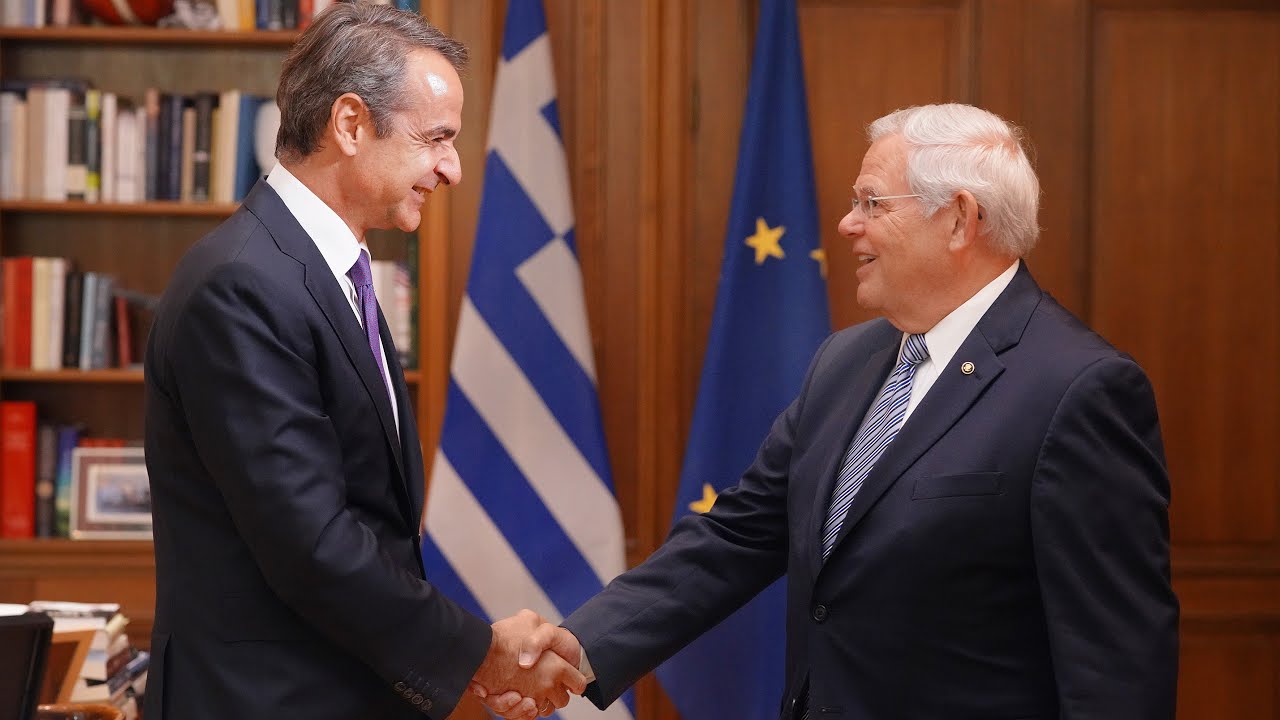 Συνάντηση του Πρωθυπουργού Κυριάκου Μητσοτάκη με τον Γερουσιαστή των ΗΠΑ Robert Menendez