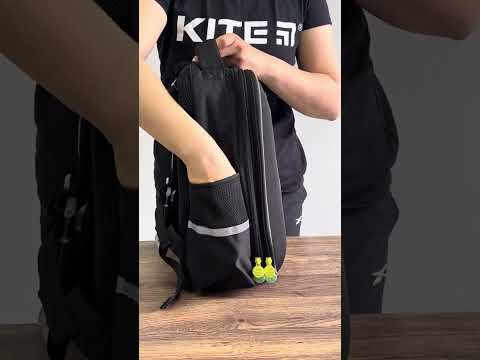Рюкзак GoPack Education напівкаркасний Football 38x28x13 см 15 л чорний (GO23-165M-6), видео 1