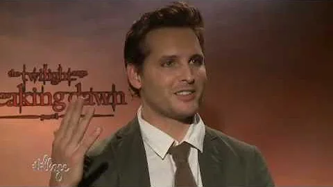 Peter Facinelli Dishes on Wigs, Romance and His Ma...
