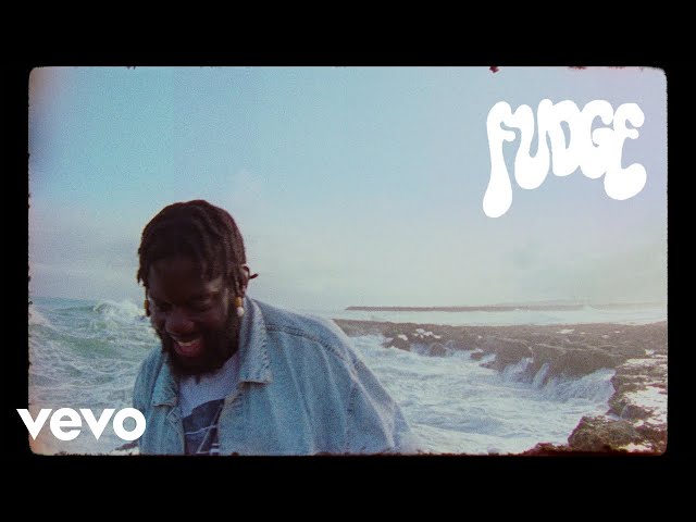 Michael Kiwanuka - Sing (Visualiser)