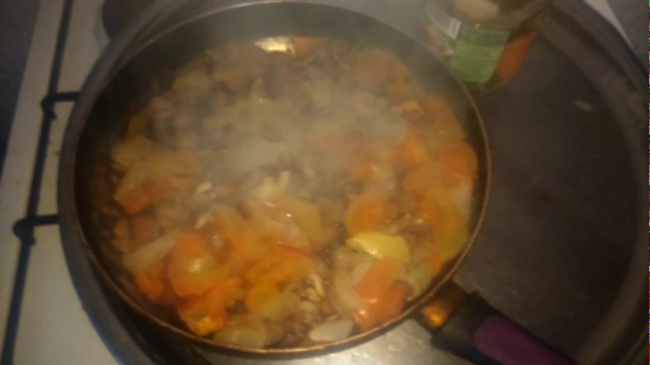Pratik yemek tarifi domates salçası zeytinyağlı soğanlı tavuk yüreği tavuk kalbi yemeği yapılışı Pratik yemek tarifi domates salçası zeytinyağlı soğanlı tavuk yüreği tavuk kalbi yemeği yapılışı