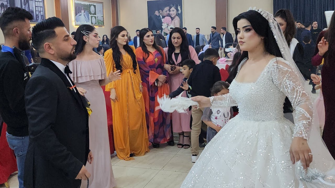 الفنان قاسو سموقي ، مقطع من حفلة اليوم في دوميز قاعة دنيا ، حفلة زفاف ( الياس & فريال )