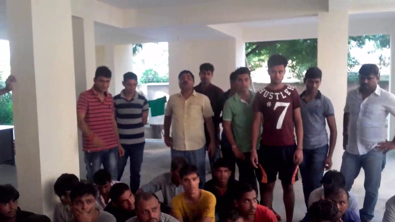 Live  raid by noida police on satta