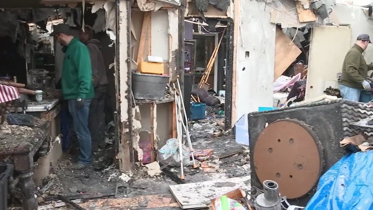 Troutdale home that caught on fire Christmas day now burglarized YouTube