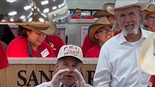 Buc-ee s opens new San Marcos store