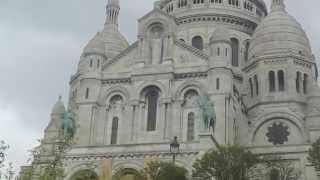 Монмартр. Париж. Статуя из чистого золота. Транс вояж. Montmartre. Paris. Statue of pure gold