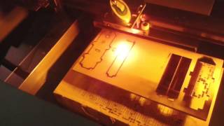 Cheap 40W CO2 laser cutter from China, via eBay