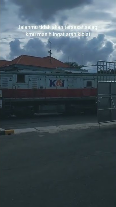 Story' wa kereta api Indonesia