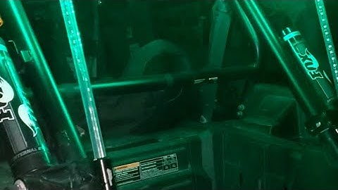 Gorilla whips silver xtreme Light whip install on RZR xp4 1000 turbo