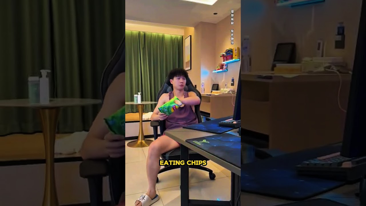 Brother and Sister’s Funny Chip Battle