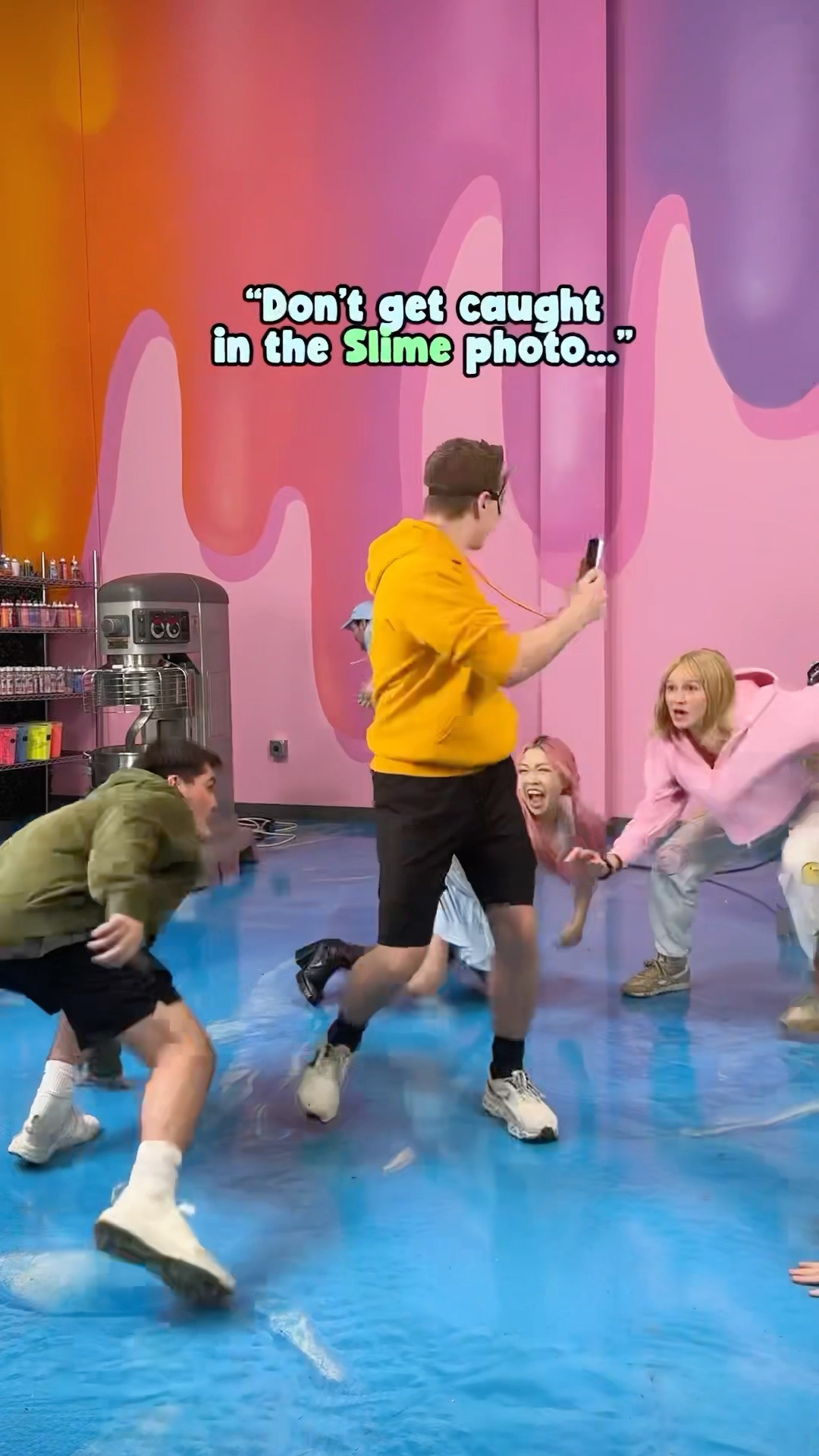 Avoid the camera slime CHALLENGE ?