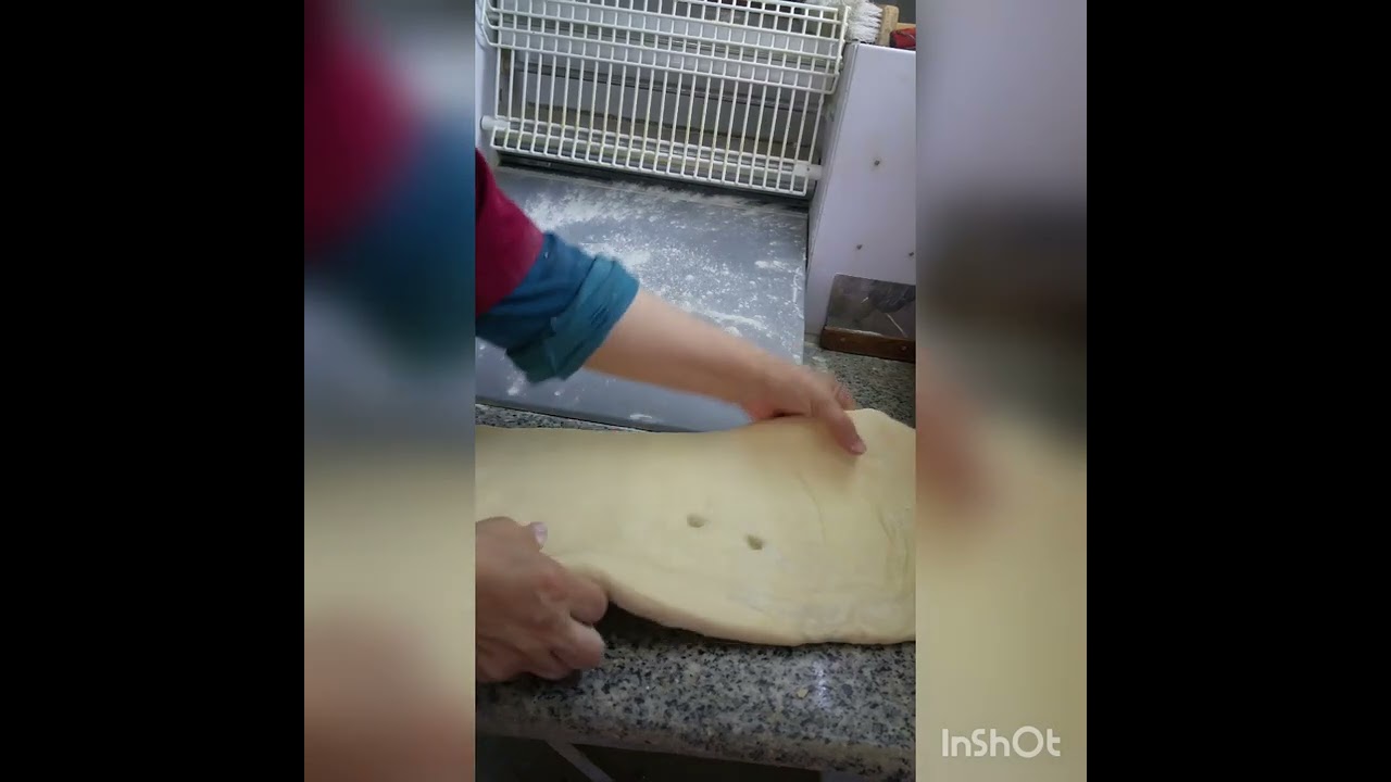 طريقة تحضير العجينة المورقة و في الأخير طريقة تحضير لي فولوفون