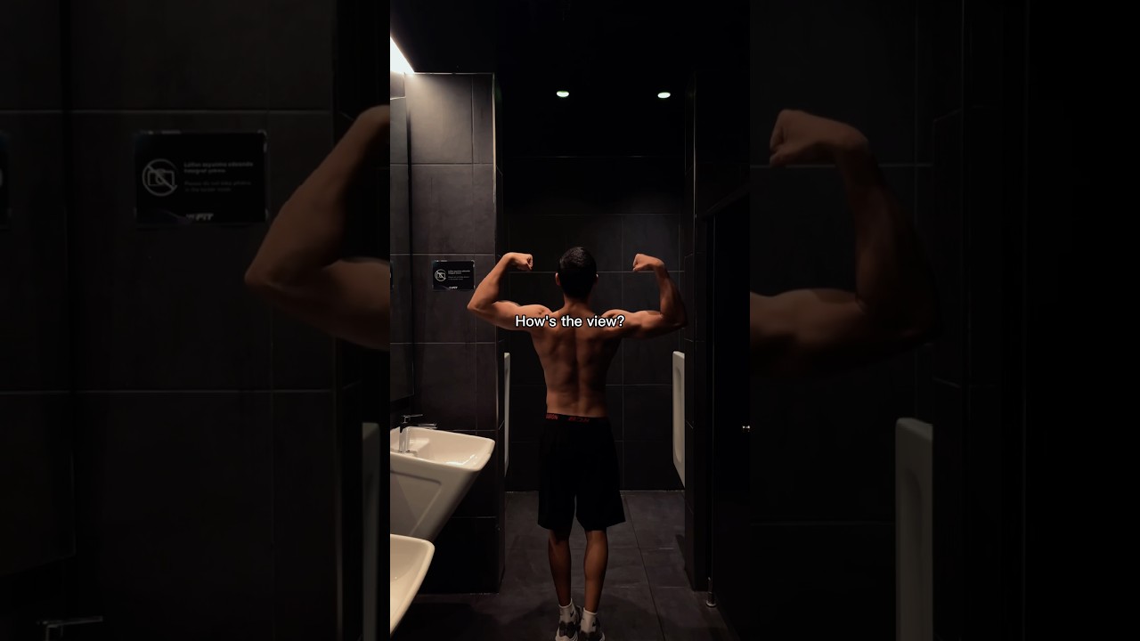 They’re Talking Behind Your Back So Build a Back They Can’t Ignore 💪🔥 #backworkout #gym #motivation