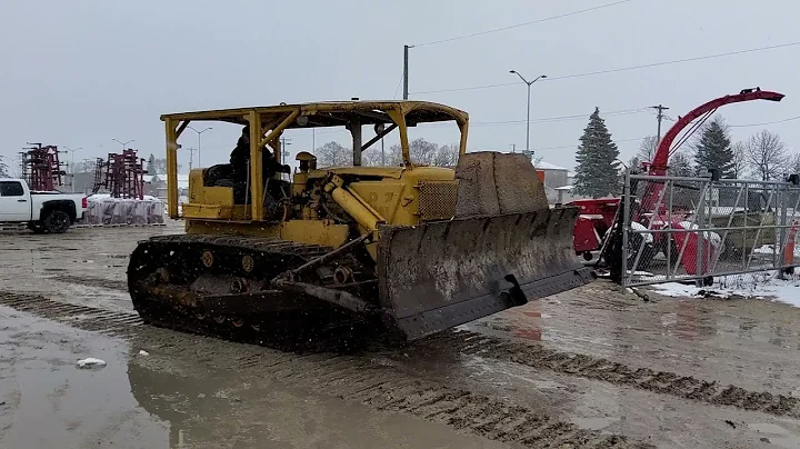 Caterpillar D7 Tractor Dozer - April 2021 Sale