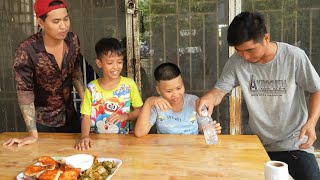 Anh Tư TV | THỬ THÁCH HẤT CHAI NHỰA | BOTTLE FLIP CHALLENGE screenshot 5