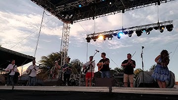 Yonder Mountain String Band 2 Strings and Sol 2015