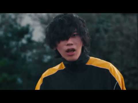 北陸新幹線に轢かれる米津玄師 