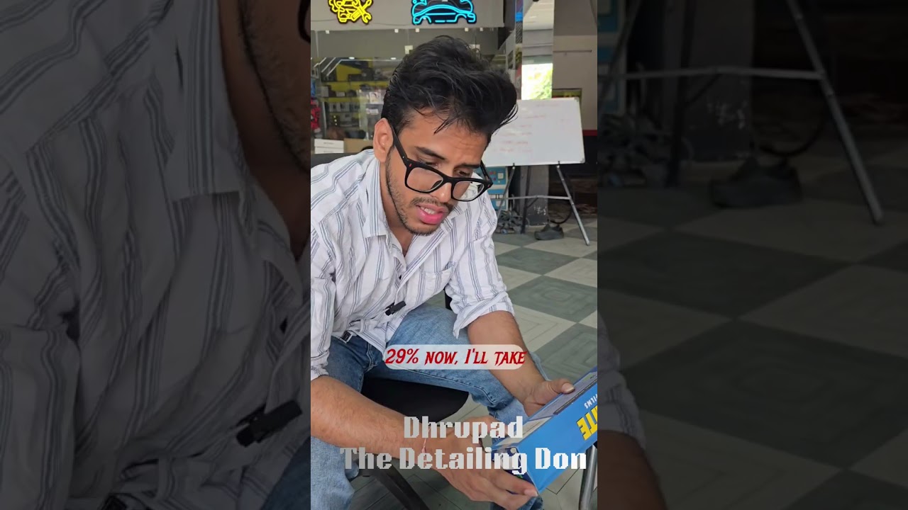 Thrilling moment with the customer.mp4