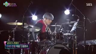 Chanyeol drum's at JYP Party People