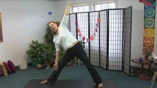 Yoga Triangle Pose: Raise Hand