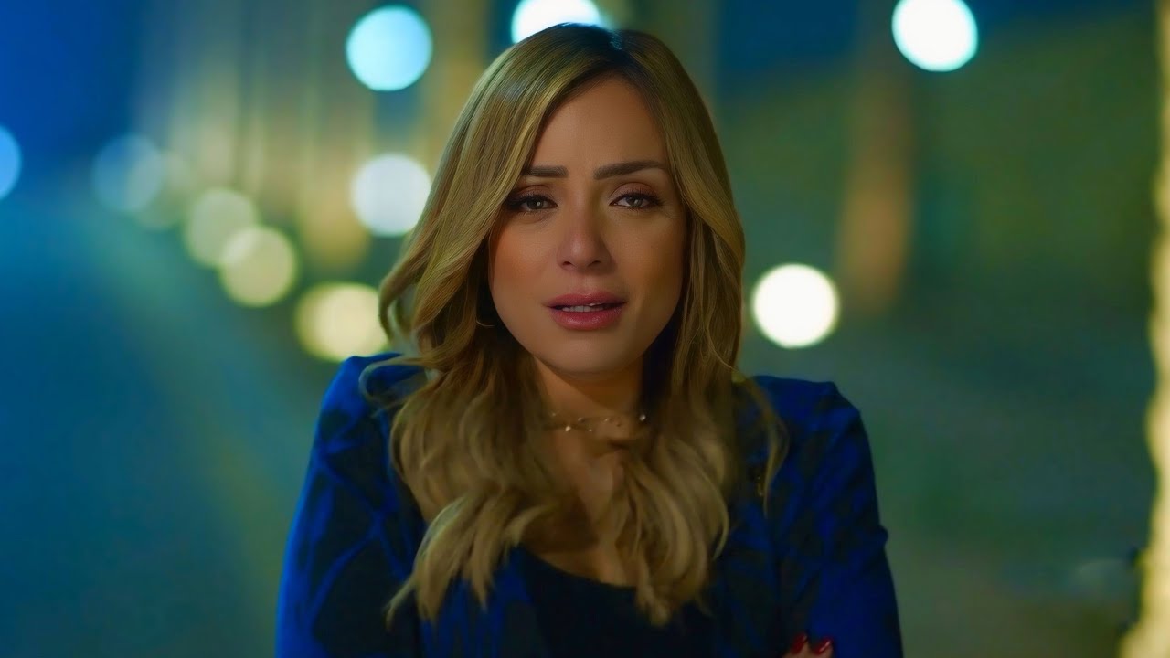 بتقرر تخون جوزها بسبب اهماله ليها مع جارها المعجب بيها لكن بتفوق علي اخر لحظة .. مسلسل حد فاصل