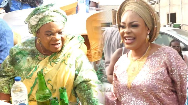WATCH THE MOMENT VETERAN ACTRESS MAMA AWERO STORM IN SOLA KOSOKO BABY NAMING CEREMONY
